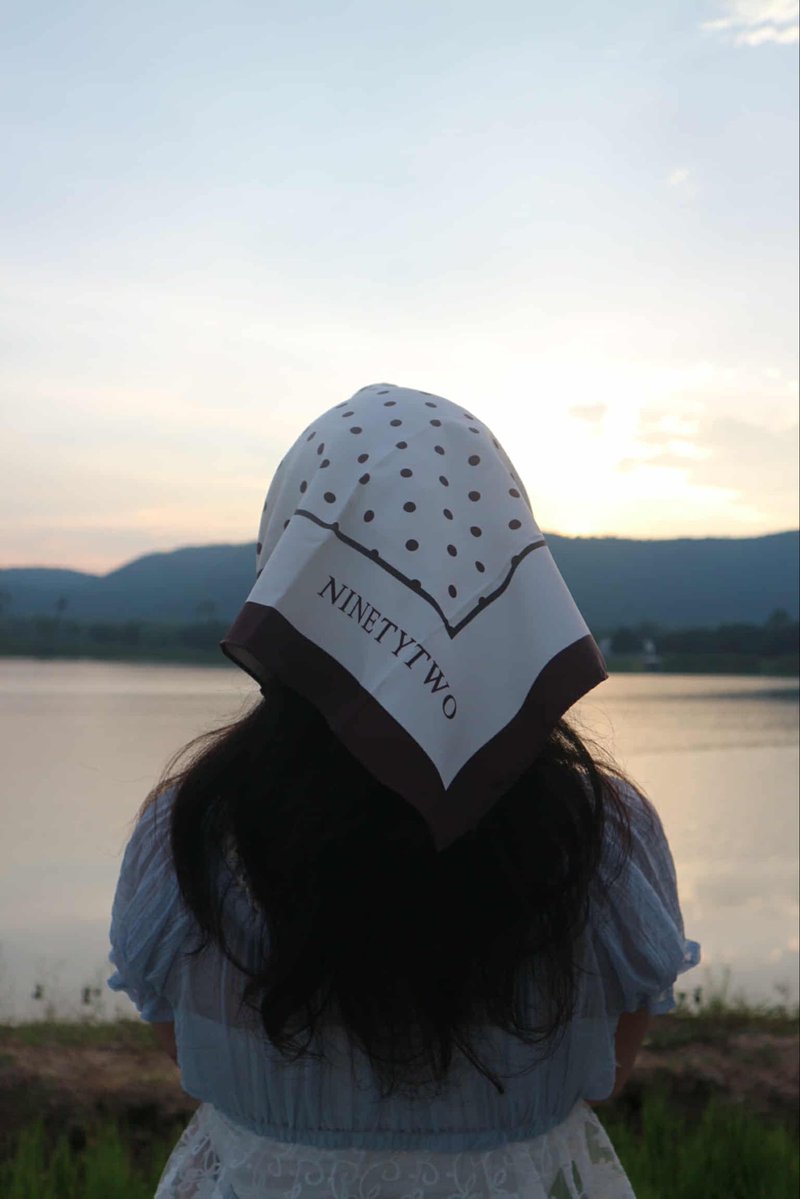 PloyGirlFreen08's tweet image. แบรนด์ Ninetytwo จะใส่เป็นบัวลอยหรือใส่แบบหนูน้อยหมวกแดงก็เข้าหมดเลยคะจะขึ้นเขาลงทะเลก็สวยหมดเลยไอเลิฟ Ninetytwo สุดๆ
#NINETYTWO #92GentleDays #GentleDaysCollection