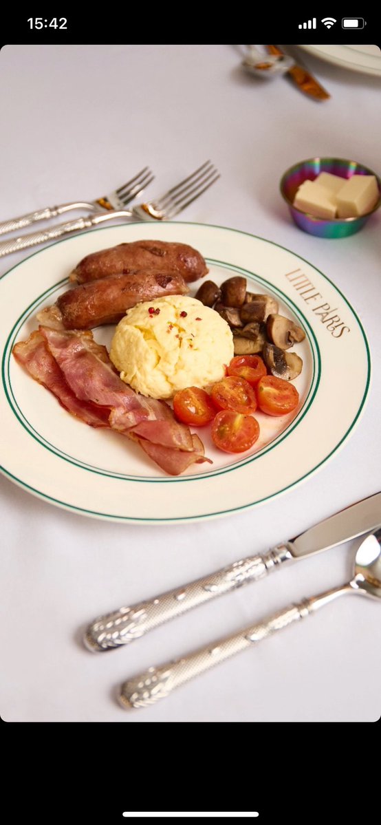 Ade_775's tweet image. It’s breakfast o’clock. What are you having with this? 😋😋