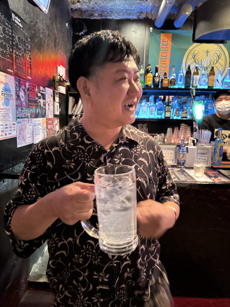 djenokizu's tweet image. 南こへびさん「これXLじゃない！？かけろってこと！？」 #kyun福岡