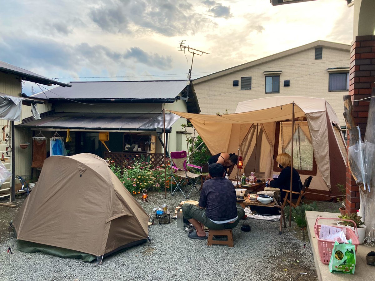 家でキャンプしてる✌️