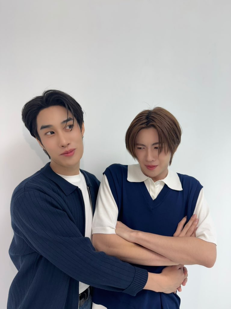 NAPnSNAP's tweet image. ทำทรงไม่ชอบตลอดไป 5555555

TFO LOVE UR HAIR
#ArdermisxTleFirstOne