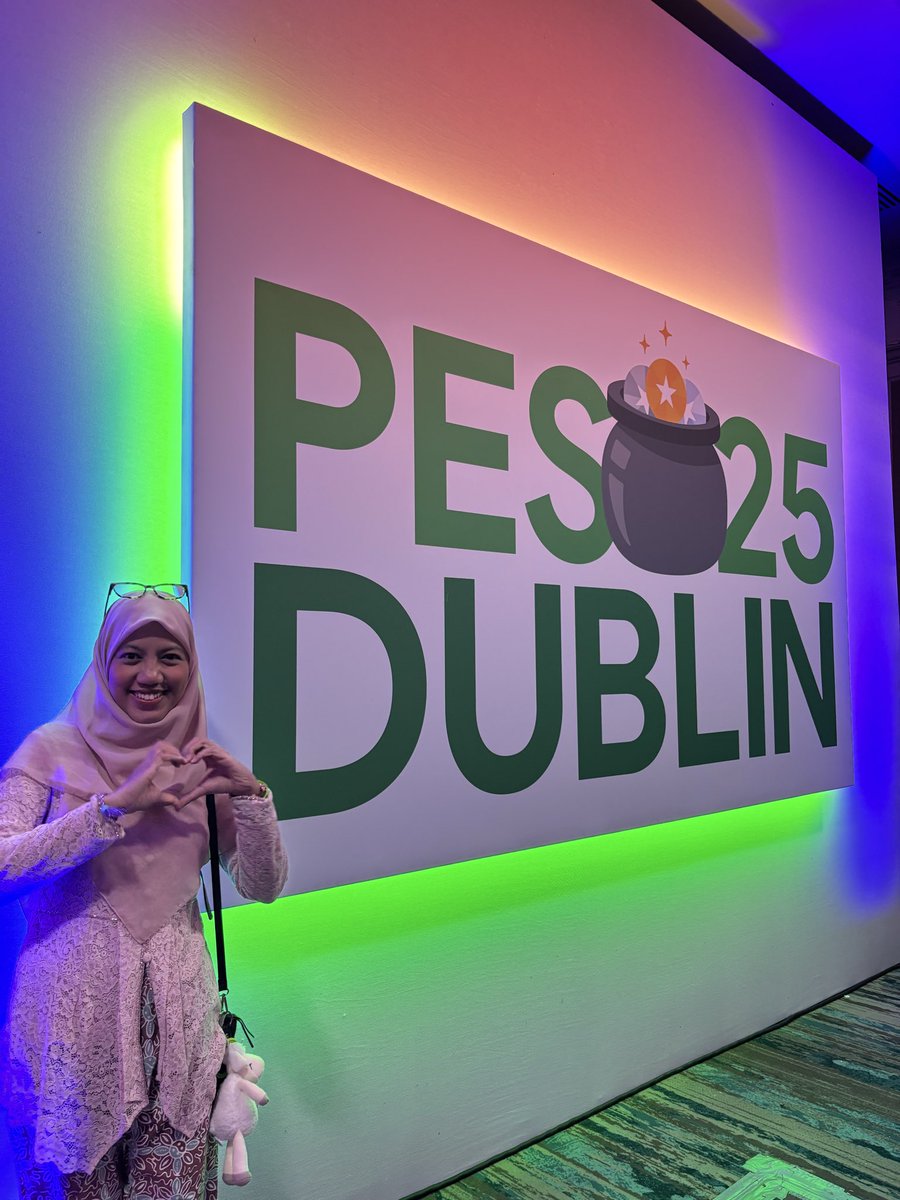 rialyzara's tweet image. One of the PEs hugged me and said I’ve grown so much since the early days.
10 years in this kind, caring community, grateful for the memories and friendships that keep growing. 💛🌿
 Thanks @GooglePEProgram  #PESummit25  See you at #PESummit26  🤗