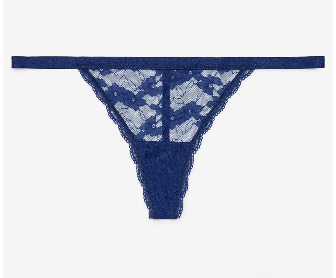 thebigdammy's tweet image. Girl to girl

Please how do y&apos;all feel comfortable in G-strings??