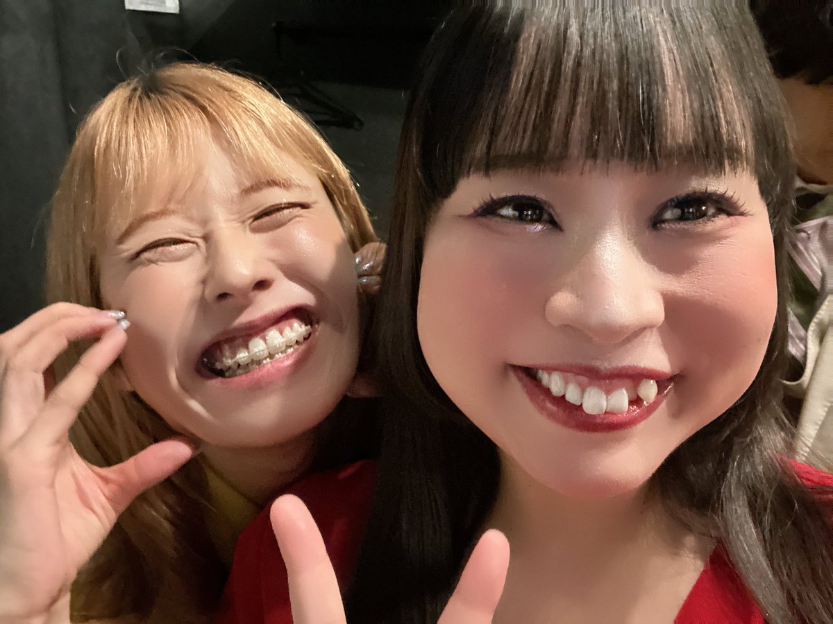 naive_kazama's tweet image. 遅咲き開花予報 THE FINAL～山脇セブンティーンからの挑戦状～
ありがとうございました✨🎶

満席のお客様！！！
めっちゃ嬉しい！！！！！！！！
終わるの寂しいよ〜ってお客様が言ってるような感じでした！
私もこのライブ大好きなので寂しいけど
素敵ライブのラストに出演できて嬉しかったです🗝️…
