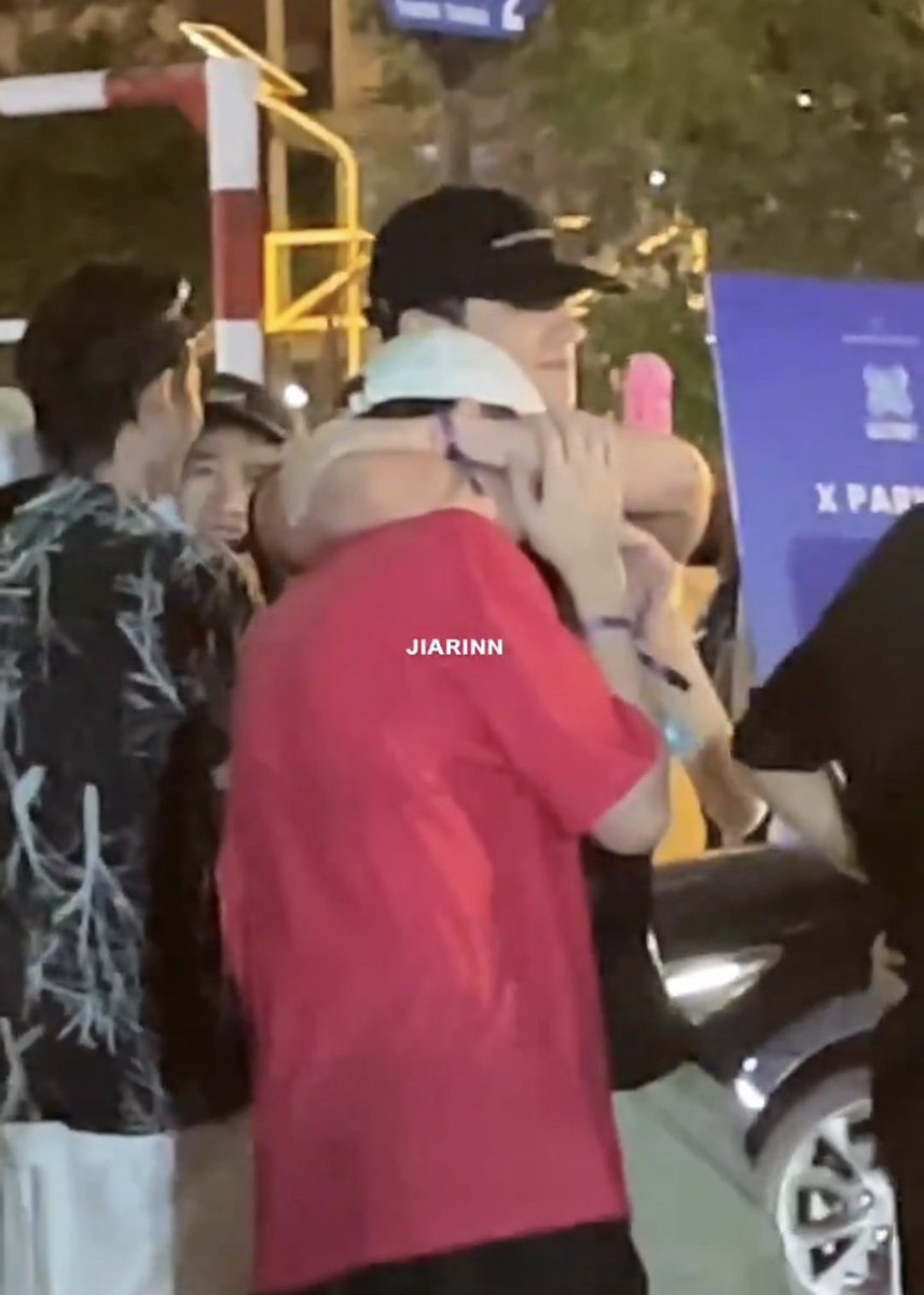 sxvxivvii's tweet image. เป็นน้ำปิงไม่ง่ายเลยมึง ตัวชีบางแค่นั้น เดี๋ยวโดนรัดคอ เดี๋ยวโดนรัดเอว