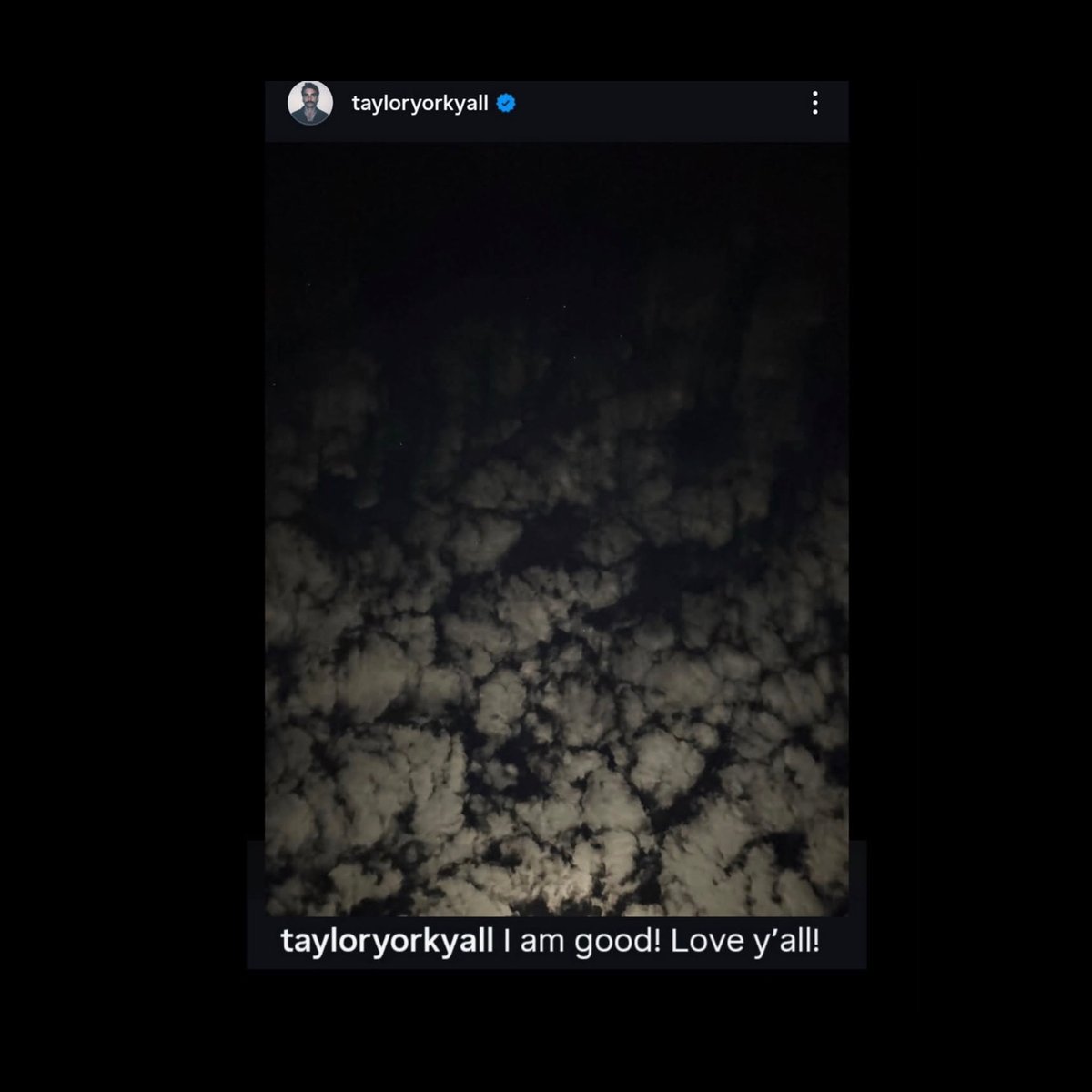 Paramore-Music.com (@paramoremusicom) on Twitter photo Taylor York posted and quickly deleted a photo with a caption stating he’s alright
via <a href="/Paralandmore/">Paralandmore🧡🧡🧡</a> Taylor York posted and quickly deleted a photo with a caption stating he’s alright
via <a href="/Paralandmore/">Paralandmore🧡🧡🧡</a>