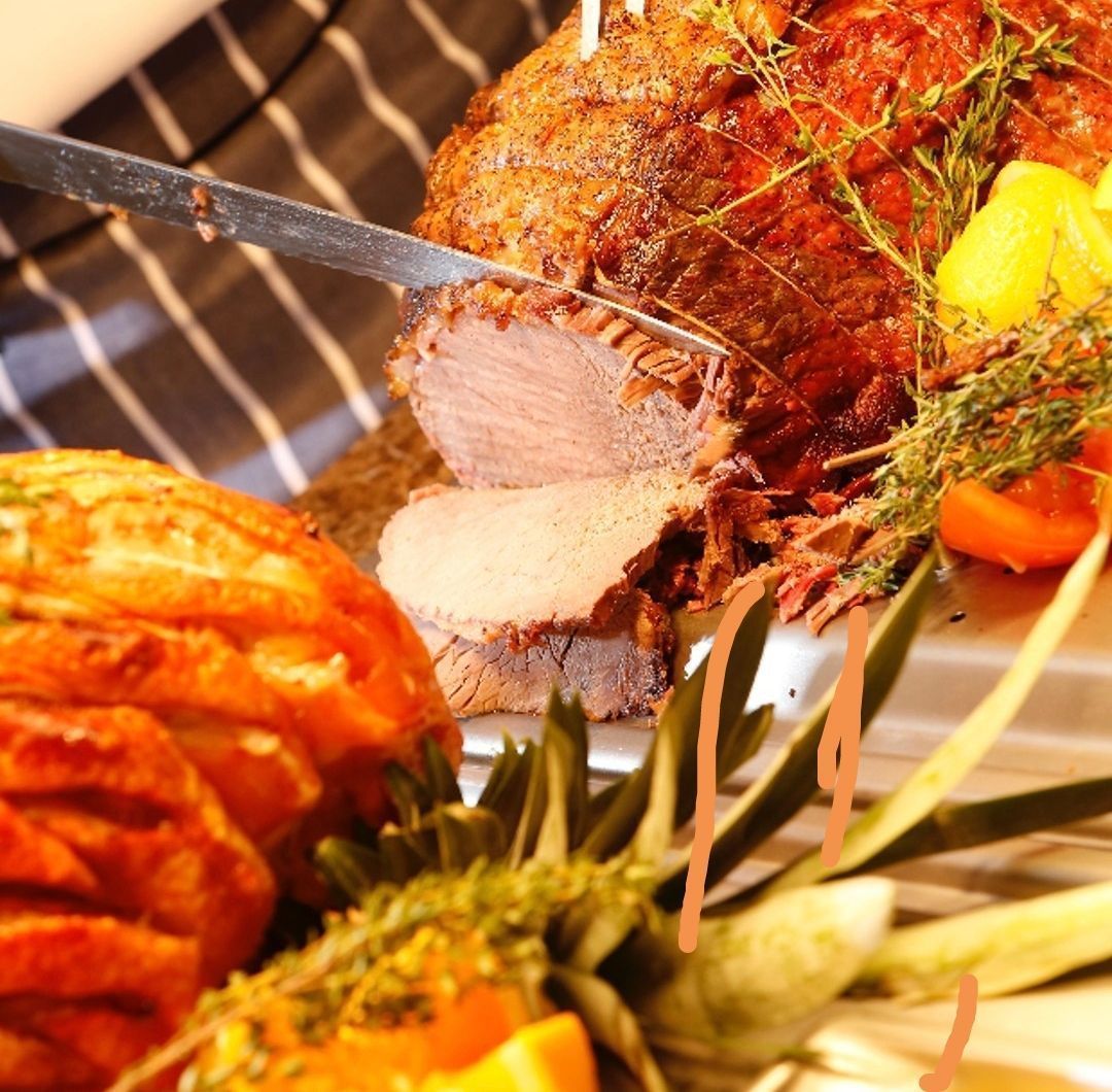 HeathCourtHotel's tweet image. Have you booked your table for Sunday lunch today? We still have a few tables available for our carvery, starting at 12.30pm. Give us a call on 01638 667171 to reserve yours.

#SundayLunch #SundayCarvery #BookYourTable #HeathCourtHotel #Newmarket #NewmarketSuffolk