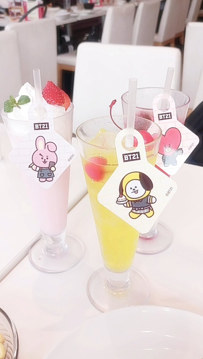 runa_rojim's tweet photo. スイパラ行ってきた〜！🎶
かわいかった！！💞
コースター、チミーちゃんは来ませんでした😭😭😭
お腹はち切れそう🍚 https://t.co/d1F75u5jJO