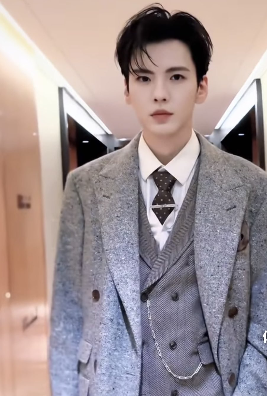 ビー・ウェンジュン 毕雯珺 グッズ 3点セット NoeuK on X: 