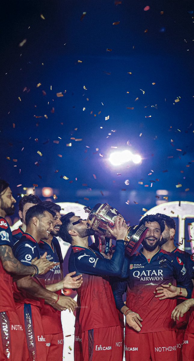 18_viratians's tweet image. I am still stuck in those moments 🥹❤️
3rd June, 2025
A date worth remembering till the eternity ✨

#viratkohli #royalchallengersbangalore #rcb #ipl