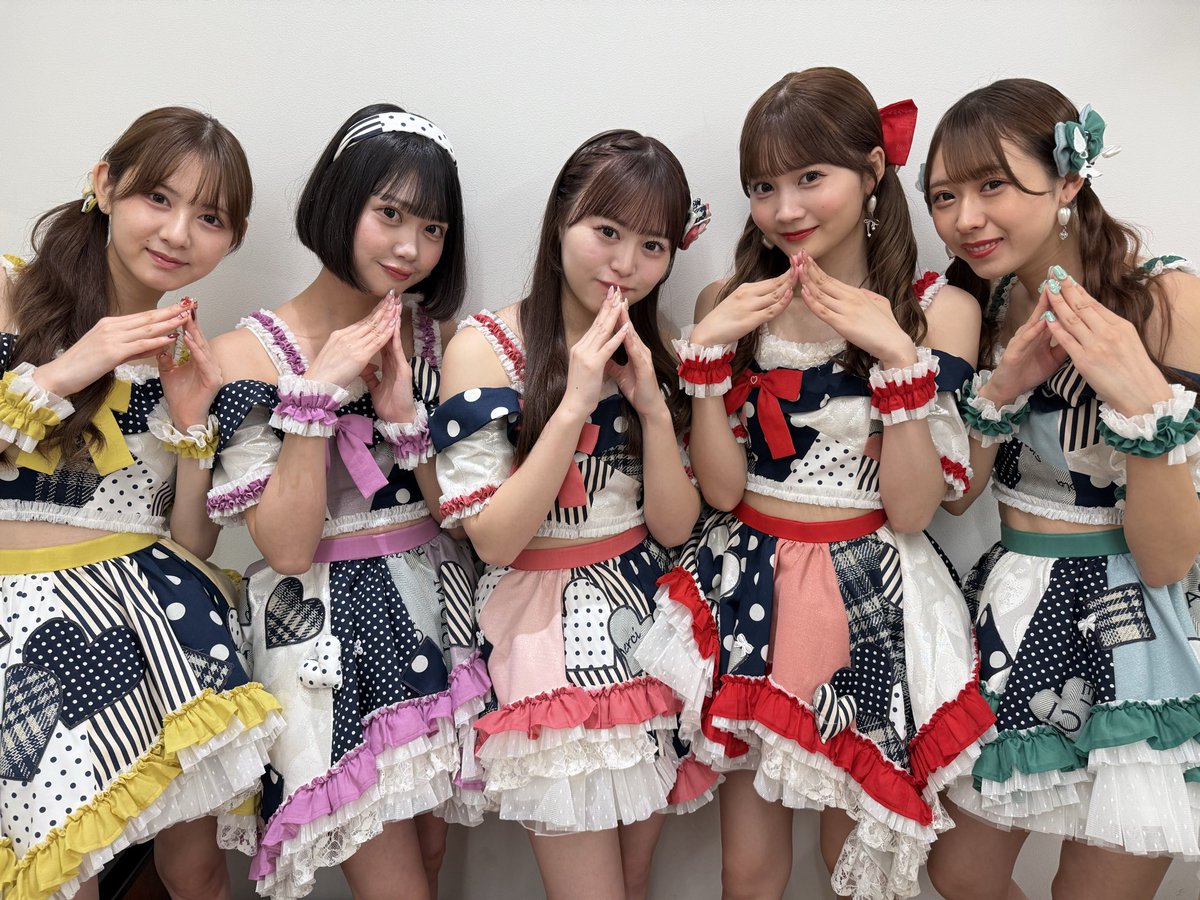 SCRAMBLE_SMILE's tweet image. ／

このあと17:35～
EightHall 4F (R)にて特典会📸

＼

スクスマの金沢おすすめポーズ②はこちら💚💜❤️💛🩷

#かがやきフェス2025 
#スクスマ #SCRAMBLESMILE