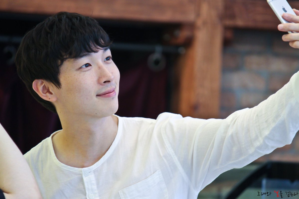 무아 tweet media