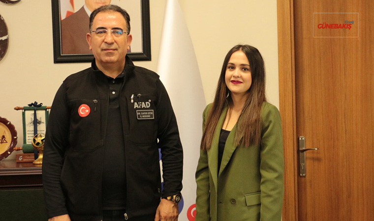 Dr. Cafer Giyik: ‘Afet Bilinci Tüm Eğitim Kademelerinde Zorunlu Ders Olmalı'
bakishaber.com/haber/26559116…
#elazığ #elazığhaber #elazığgündem #afetbilinci #afad <a href="/AfadElazig/">𝐀𝐅𝐀𝐃 𝐄𝐋𝐀𝐙𝐈𝐆̆</a> <a href="/CaferGYK/">Dr. Cafer GİYİK</a>