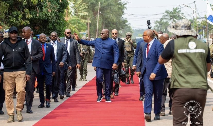 JovahnieT's tweet image. #RDC Même vos plus puissants marabouts ne peuvent rien contre l’élu de Dieu. 

Cet homme dirigera longtemps ce pays, car c’est la volonté de Dieu, et son peuple le soutient.

Toute armée formée contre lui sera sans effet. Oyo @fatshi13 béton 🇨🇩✌️