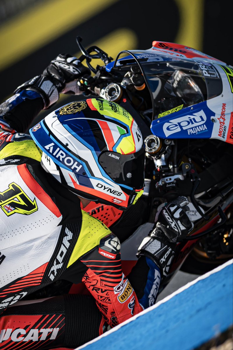 Looking forward to the Superpole Race and Race Two here at Estoril today 😃
Starting P11 on the grid, so let’s see what we can do 💪

<a href="/WorldSBK/">WorldSBK</a> <a href="/AirohHelmet/">Airoh</a> #EstorilWorldSBK