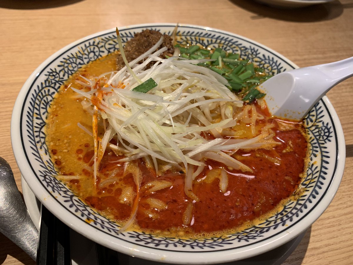 Nuts_amu's tweet image. しゅっきーん

たまに食べたくなる辛いやつ
でも丸源は優しかった。😔