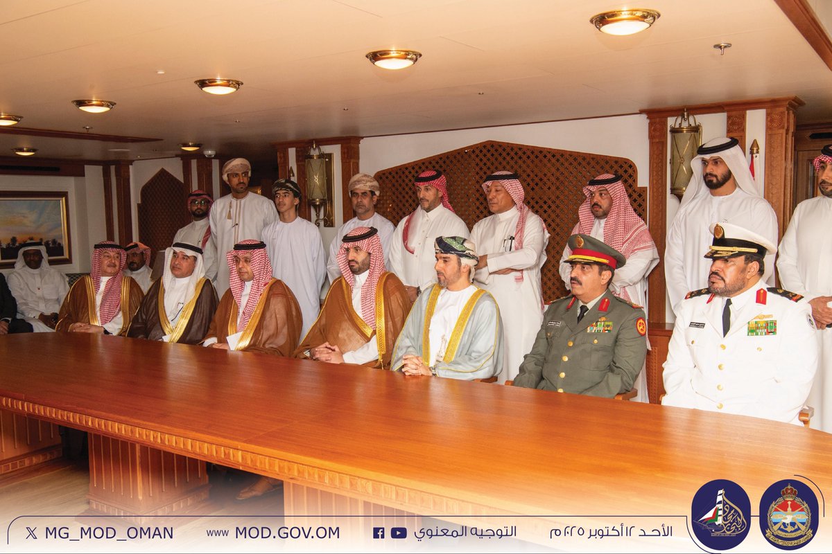 MG_MOD_OMAN's tweet photo. سفينة (شباب عُمان الثانية) تُقيم حفل استقبال بميناء مدينة جدة. https://t.co/Ja9jLnKIhi