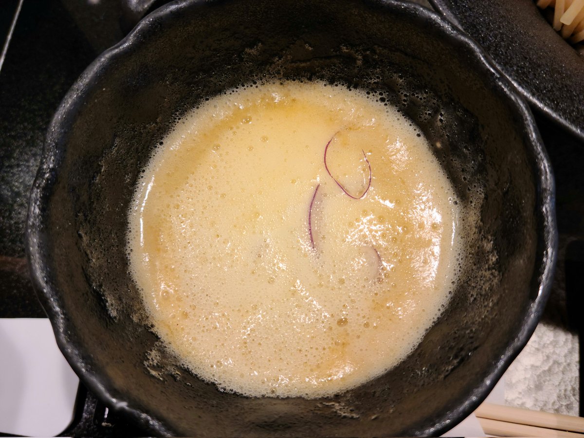 gourmet_smart's tweet image. 濃厚…☺️✨ 

✨鶏つけsoba 肉寿しセット1,410円✨
『鶏soba 座銀 神戸本店』 

#グルメ #神戸グルメ #つけ麺