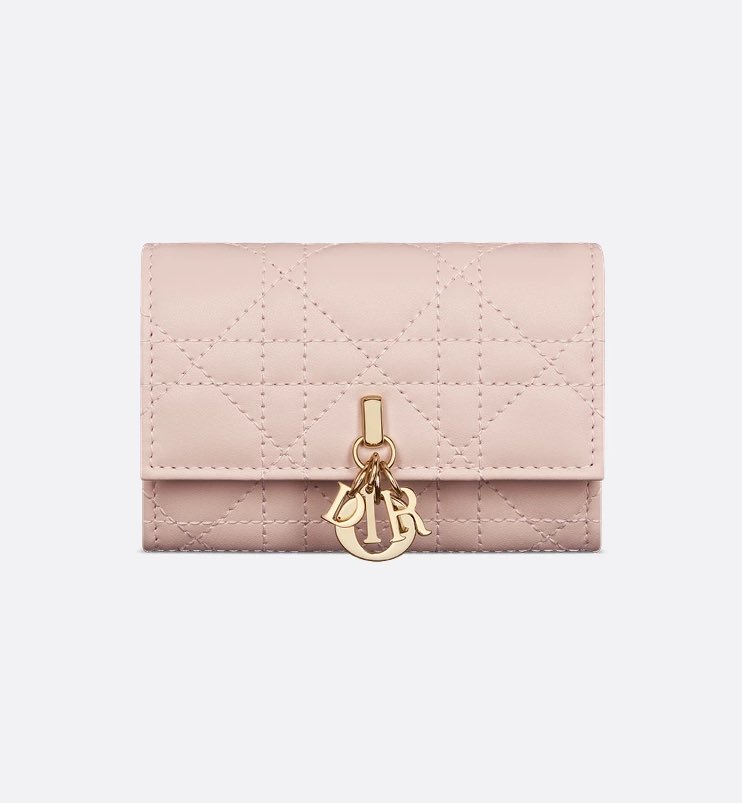buywithmarcie's tweet photo. My Dior Glycine Wallet
Powder Pink Cannage Lambskin
used in good condition.
9990
#diorused #diorth #diorthailand #diorloverthailand #กระเป๋าdior #กระเป๋าตังdior https://t.co/t0VnQQ95w0