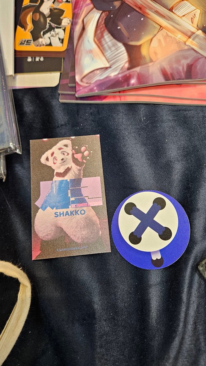 샤코랑 아구가 우리부스 왔다 갔어
오늘은 최고의 날이야

Shakkoとあぐがブースに来ました
今日は最高の日です