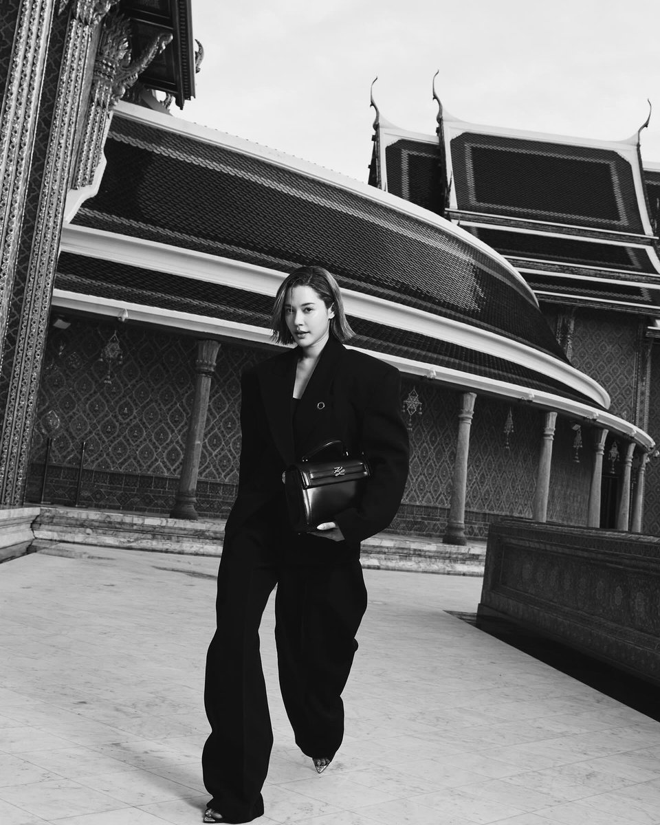 gina.salas (@yeenasalas5) on Twitter photo 🖤 #จีน่าซาลาส
#yeenasalas
#KARLLAGERFELD #FromParisWithLove #karllagerfeldTH
#PATLuxuryGroup
<a href="/KarlLagerfeld/">KARL LAGERFELD</a> 🖤 #จีน่าซาลาส
#yeenasalas
#KARLLAGERFELD #FromParisWithLove #karllagerfeldTH
#PATLuxuryGroup
<a href="/KarlLagerfeld/">KARL LAGERFELD</a>