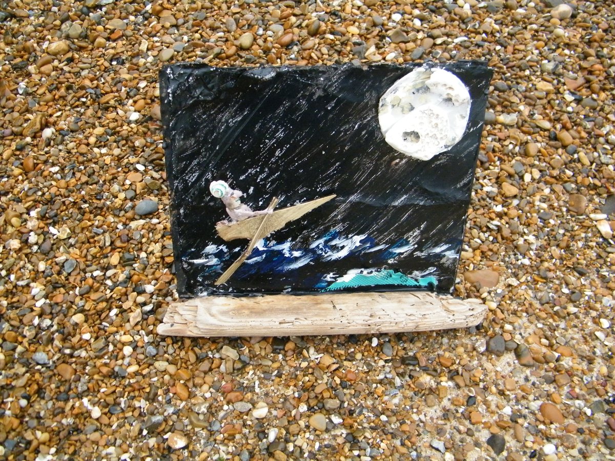 jonnyald's tweet image. down at Felixstowe beach #art #projects #found #driftwoods #seaglass #etsy #shop #lifes #great #sales #great #suffolk #coast