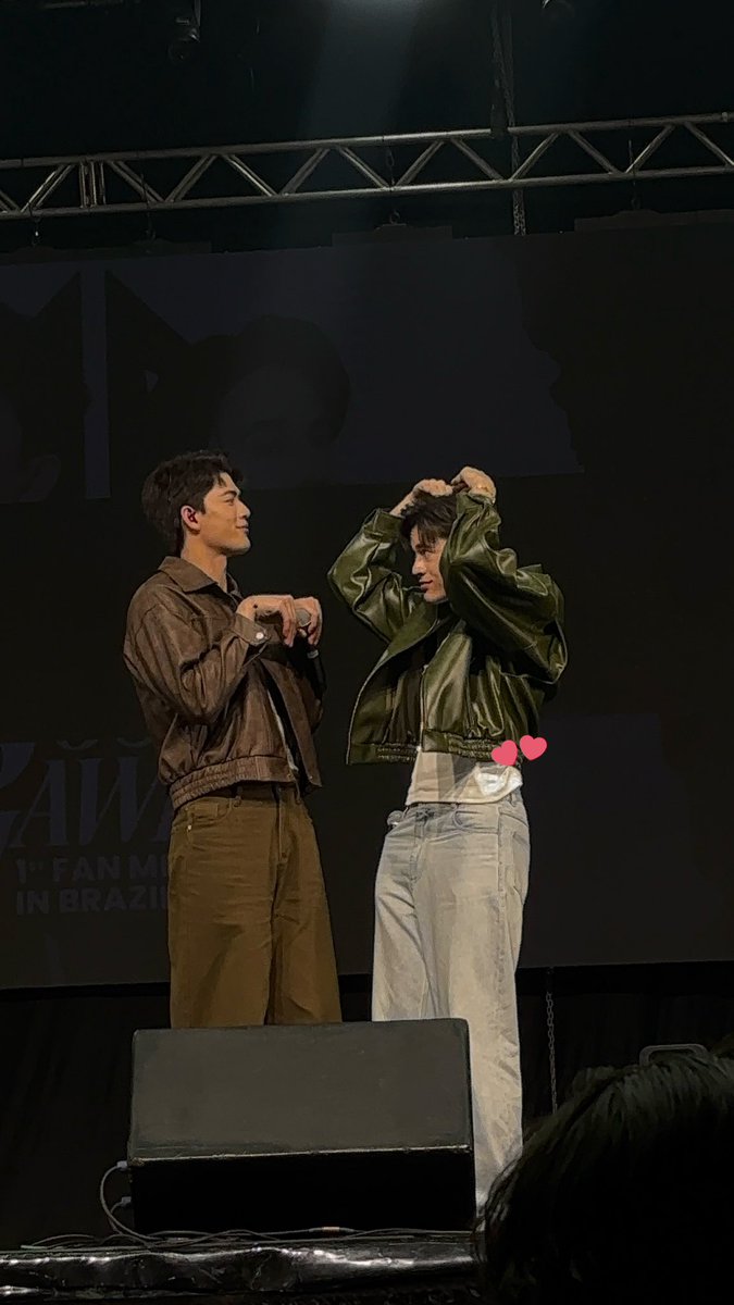 d_thxxx's tweet photo. The best way to spend my birthday 🫶🏻
I love you guys, thank you for making my days happier 💜❤️
@Josswayar @gawincaskey 

#JG1STFMINBRAZIL
#JOSSGAWIN1stUSLATAMTour https://t.co/tHNBOSF5GO
