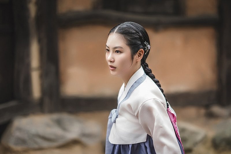 yeeunjjang_'s tweet image. [251012] NPIO Instagram update 📸 

Shin Yeeun as Choi Eun in &amp;lt;The Mukry Stream&amp;gt; 

#shinyeeun #신예은 #탁류