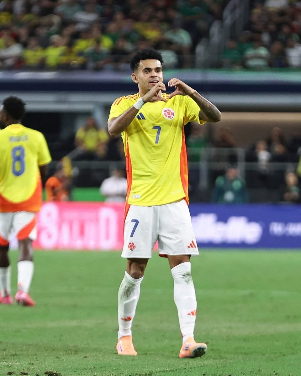 #AmistosoInternacional ⚽️

🇨🇴 Colombia 4️⃣ - 0️⃣ México 🇲🇽