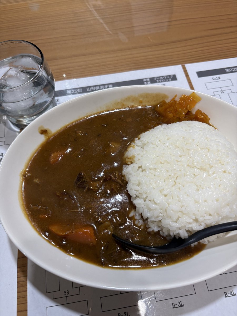 玉入らないー！と思ったけれど、いつものことだったー！😆✨
でも、分からない配置があったので試合後に対戦相手の方に『あの配置どうしたら良かったですかね…？』と質問させて頂いたらとても丁寧に優しく、色んなパターンを教えてくださりとても勉強になりました☺️✨