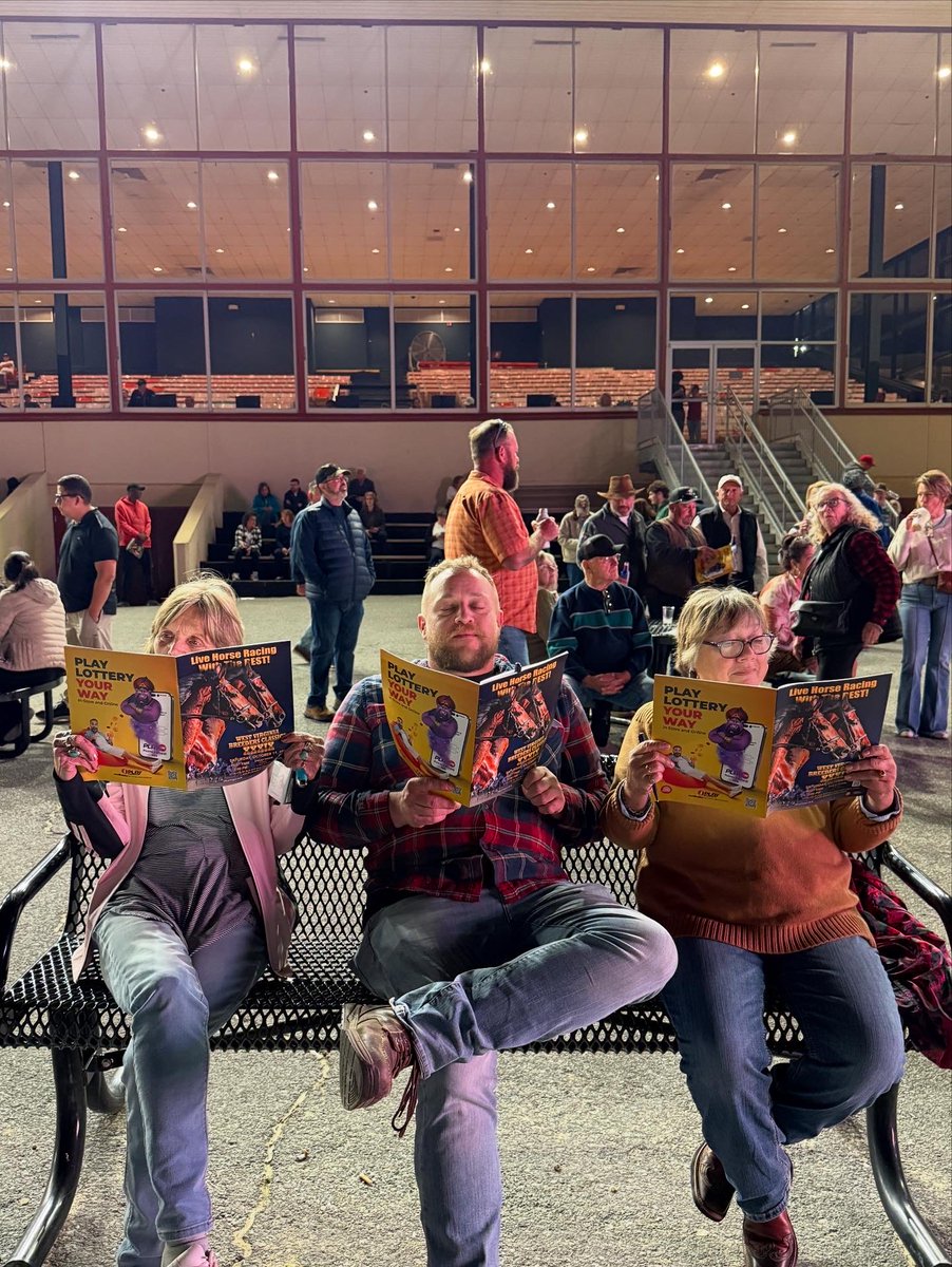 WVBClassics's tweet photo. What a night here at the West Virginia Breeders Classics!🏇

The crowd is buzzing, the energy is high, and the community is showing up BIG.💥

#WVBC #LiveFromTheClassic #WestVirginiaNights https://t.co/JEurXLA9Uc