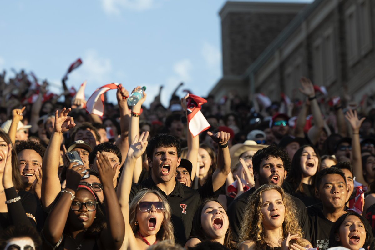TexasTech's tweet image. That 6-0 feeling 😎