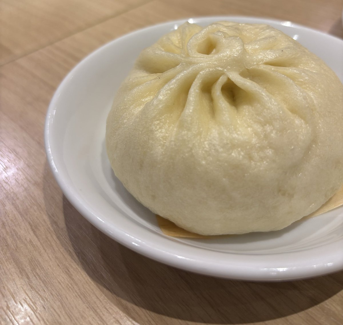 knksznk's tweet photo. 肉まんだけ食べに大阪に行きたいよ〜🐷 https://t.co/xX3nIp9LkM