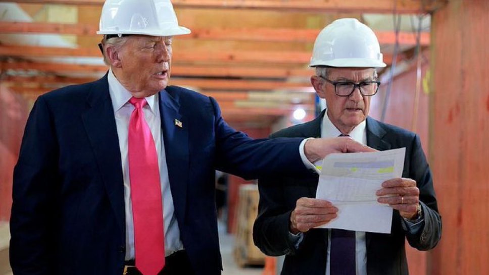 NJscriptwriter's tweet image. Wait, what does this say?

100% tariffs son, can’t you read, it’s right there! CT is gonna love this!