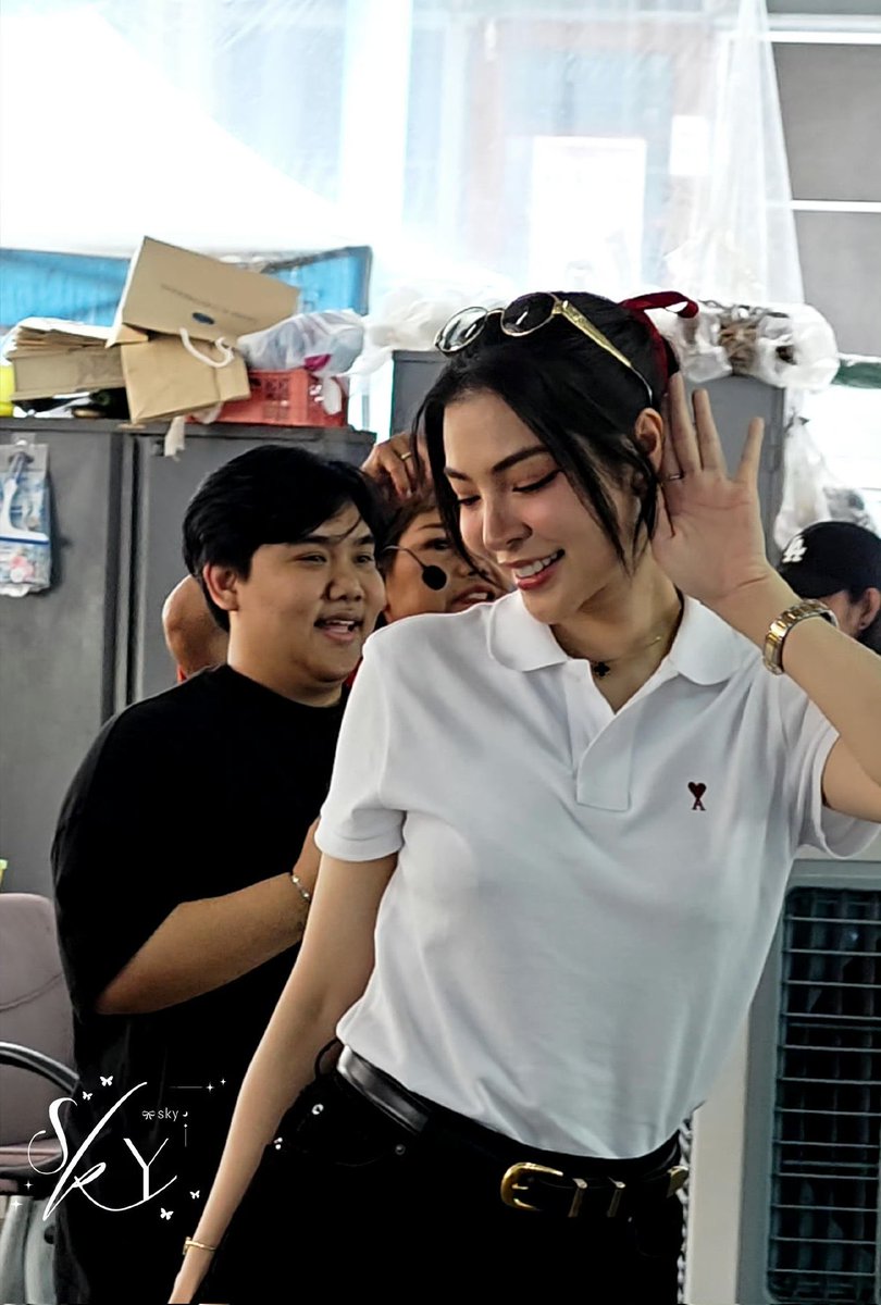 KamonFY's tweet image. A Fabel distribuindo amor 💕 

@ffabel_ent @malisorn00 

HAPPY BIRTHDAY PERAYA
#FayeGentleBadGirlParty
#CharityWithFaye 
#FayePeraya 
#ฝ้ายพีร