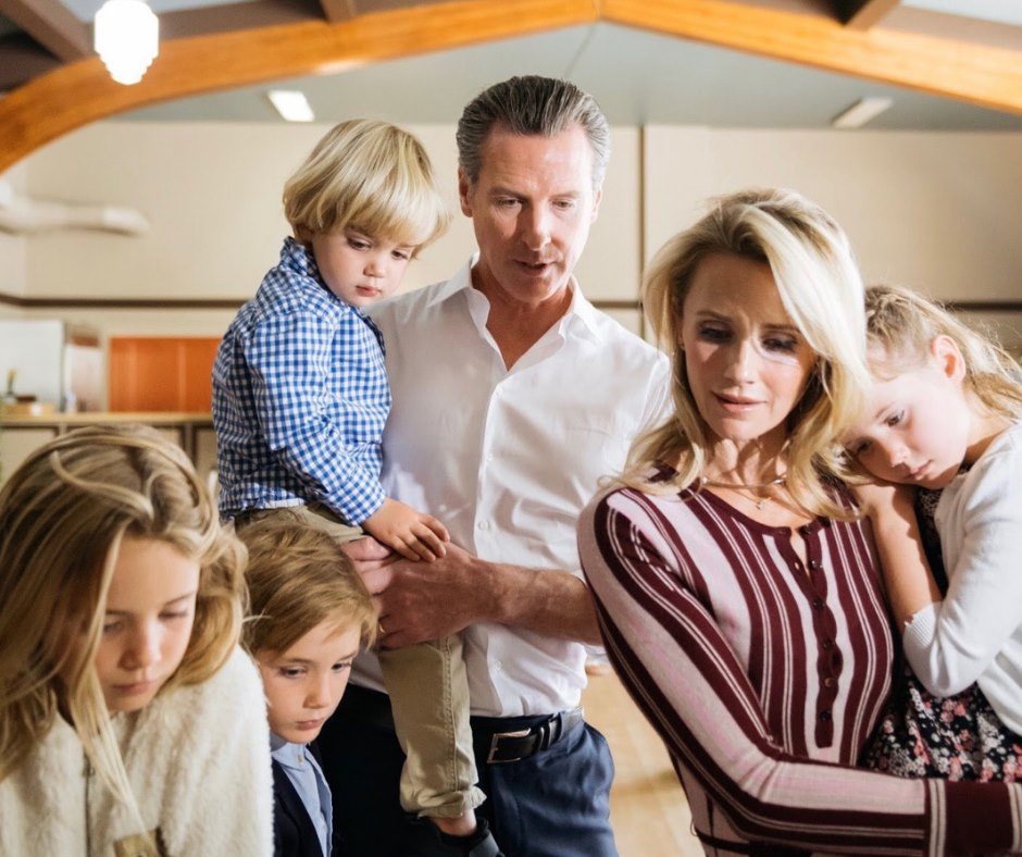 vanillaopinions's tweet image. the future first family