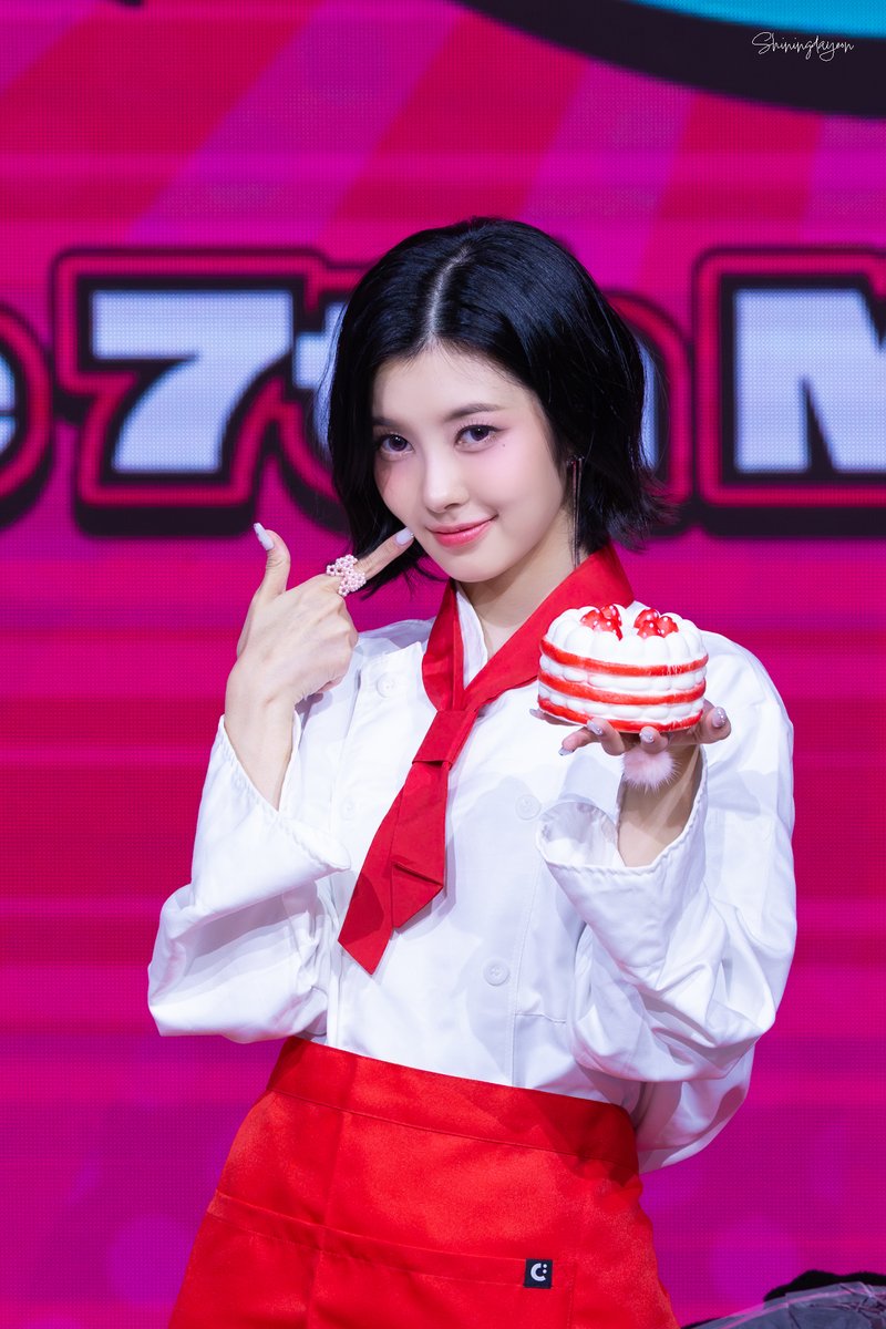 shiningdayeon's tweet photo. 250823 디어마이뮤즈 HQ   
사랑스런 꿈빛 파티시엘🍰
#케플러 #Kep1er #김다연 #DAYEON #ダヨン https://t.co/9RVEKtcXd6