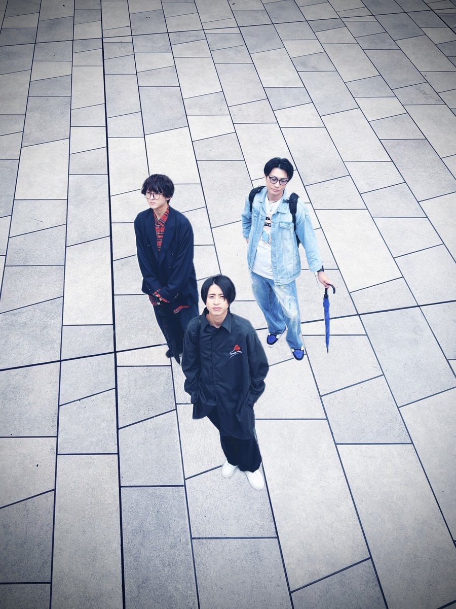 10月26日のおねだりエンブレム
チケットが発売されました🎃
今回は佐藤 溝口 杉山の3人での出演となります。

なにやら短編演劇もあるとかないのか！？🧛
ぜひお越しください☆★

t-dv.com/EMBLEMvol4