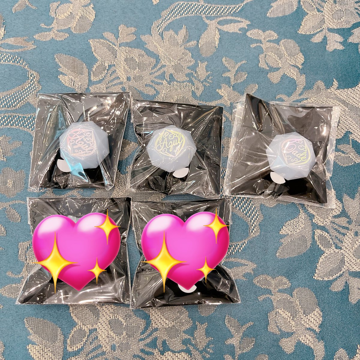 ツイステ ブレイジングジュエル リングライト リンライ 交換

【譲】
アズール2、ジェイド1

【求】
エース

本日又は13現地手渡し可能◎
お気軽にお声掛けください🌷