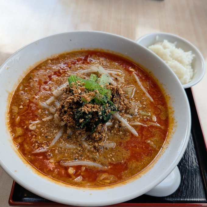 今日のおひる
・担々麺 