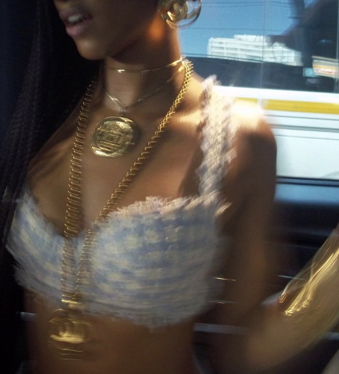 uhohfenty's tweet image. chanel doll.