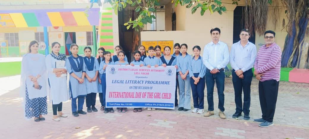 DlsaSbs's tweet photo. DLSA SBS Nagar organized  Legal Awareness Programme in Govt.Middle .School  Sajawalpur.Para Legal Volunteers of DLSA SBS Nagar,  made aware all the students about the right of Girl Child under the POCSO Act 2012 , Child Marriage and Right to Education . https://t.co/0B0eruQVgm