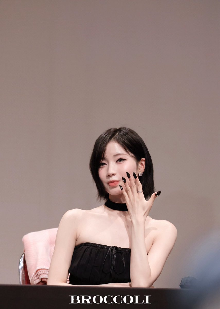 broccoli_enami's tweet image. 251011 
🖤🖤🖤 
#ASA #BABYONSTER #榎並杏紗 #아사 #アサ