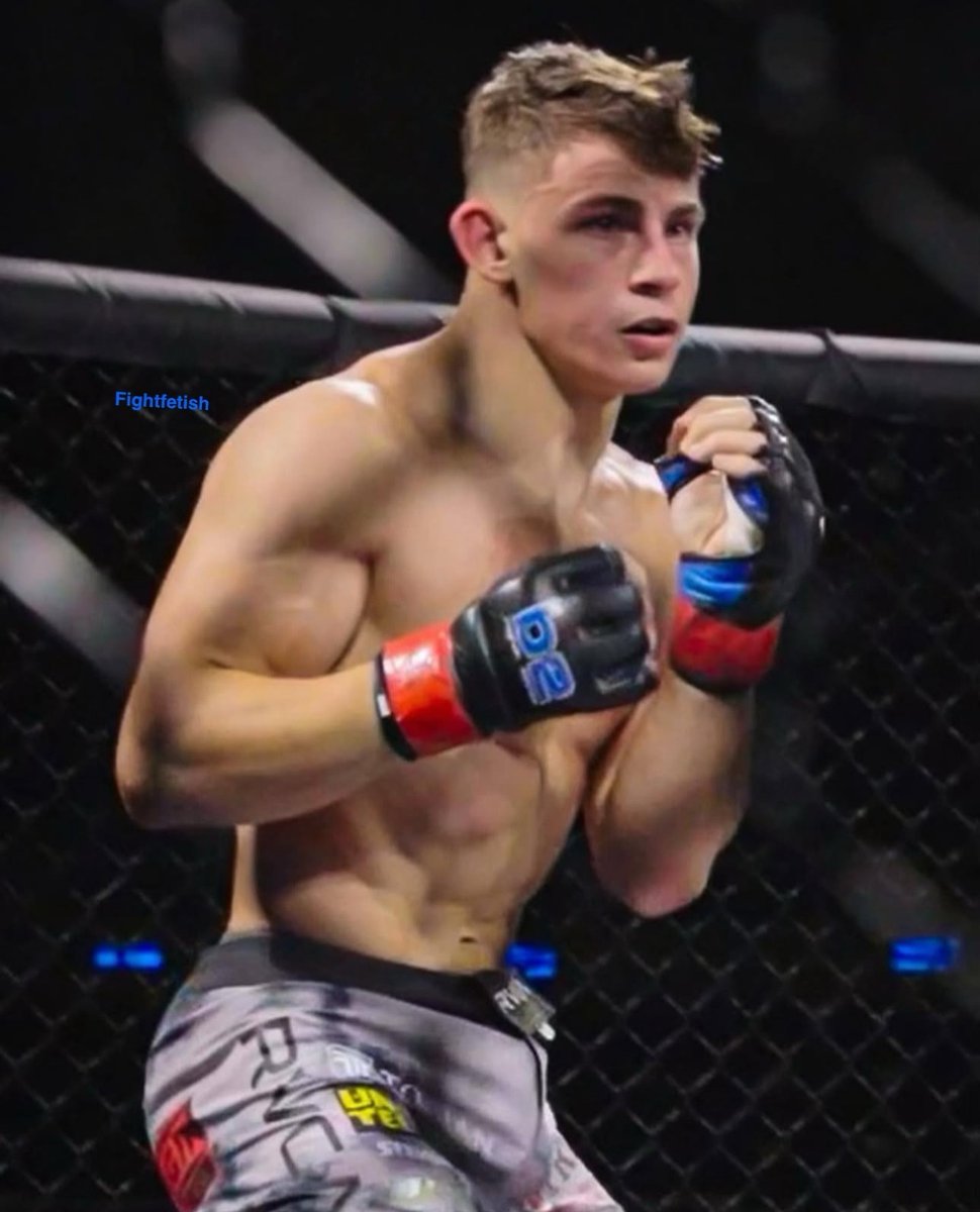 warrior_male's tweet photo. Cagefighting cagefighter. 
Don’t know his name, but he’s definitely fight worthy.

I agree.

Warrior_Male https://t.co/lJZUZmEKMd