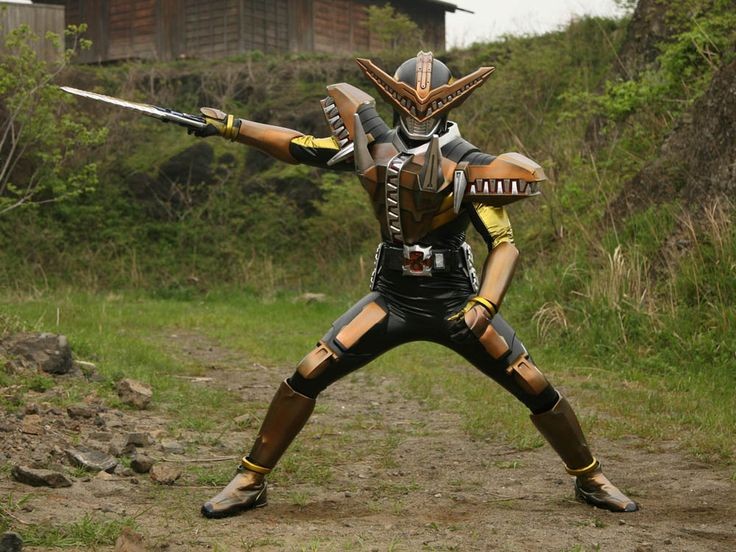 vUu7MGsu9fAUswR's tweet image. 劇場版仮面ライダー電王 俺、誕生！ですが見所なのはガオウによってデンライナーがハイジャックされてしまったんですよね！
そしてウイングフォームとジークも再登場しました。
#仮面ライダー電王