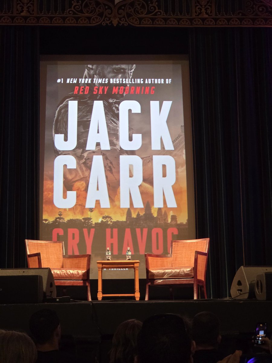 Was an honor to meet Jack Carr in person for his new book Cry Havoc! If you haven't read his other published works or watched the series on Prime, then you have been missing out. I thought it was cool that within seconds of meeting, we complimented each other's watches.