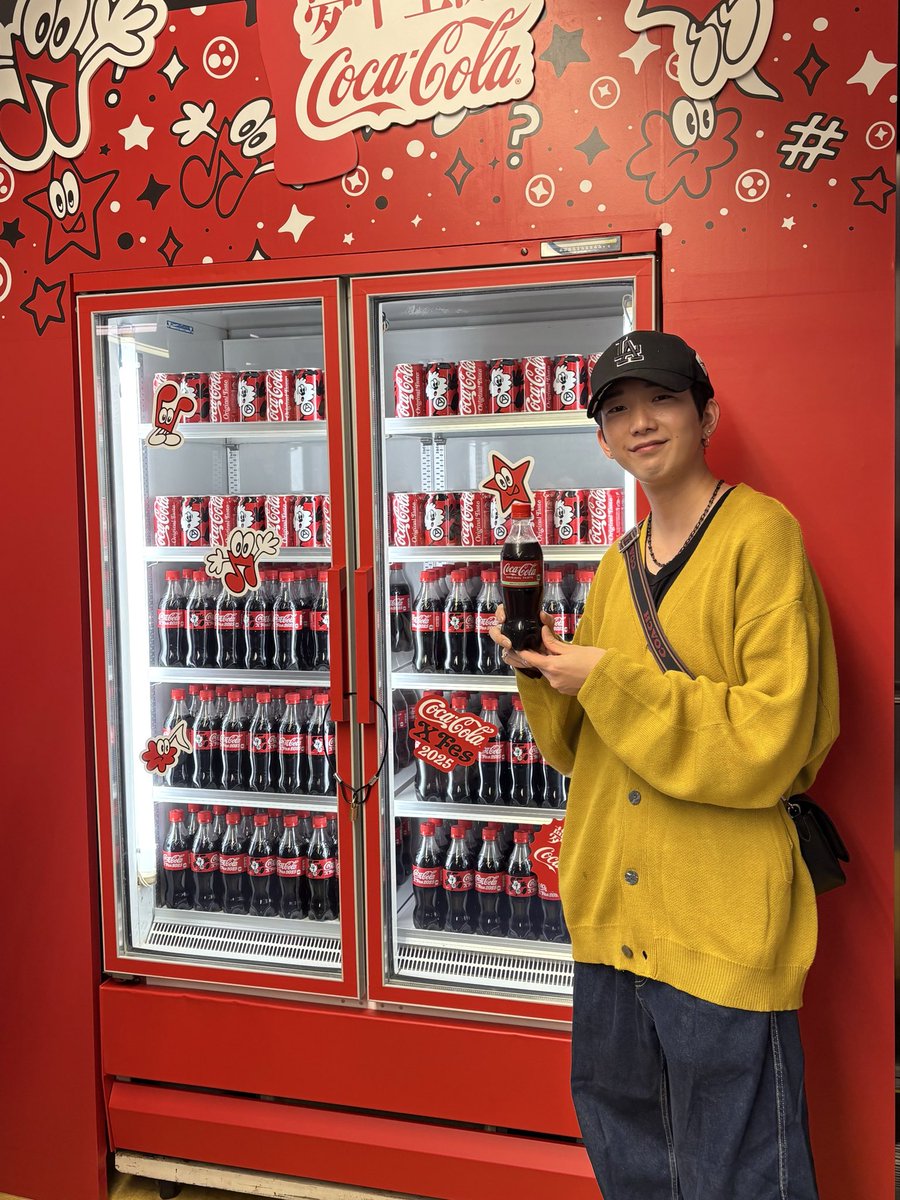 hayami_shun's tweet image. 今回CocaColaXFes2025にお邪魔してきました！
とてもいろんな遊べるところがあり楽しかったです！
また、フェスに行くの久しぶりだったのですが
隠れホロリスなので星街さんのライブ見れて幸せでした😌

#ホロライブ 
#星街すいせい 
#cocacolaxfes2025