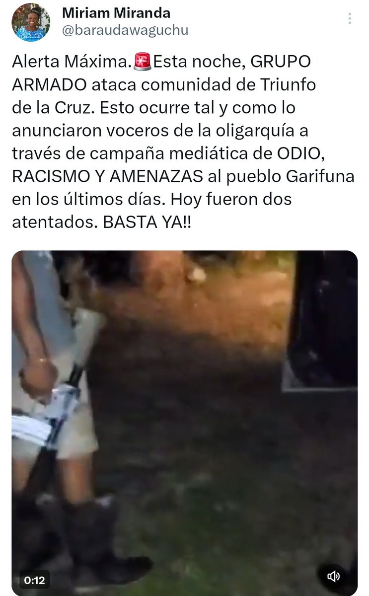 🔴 La campaña de odio esta semana contra el Pueblo Garífuna y la OFRANEH tenía como finalidad preparar un escenario de violencia. A eso se refiere la oligarquía cuando expresa "el Estado debe actuar para evitar un baño de sangre". 
Es decir, sino actua el Estado actuan ellos.