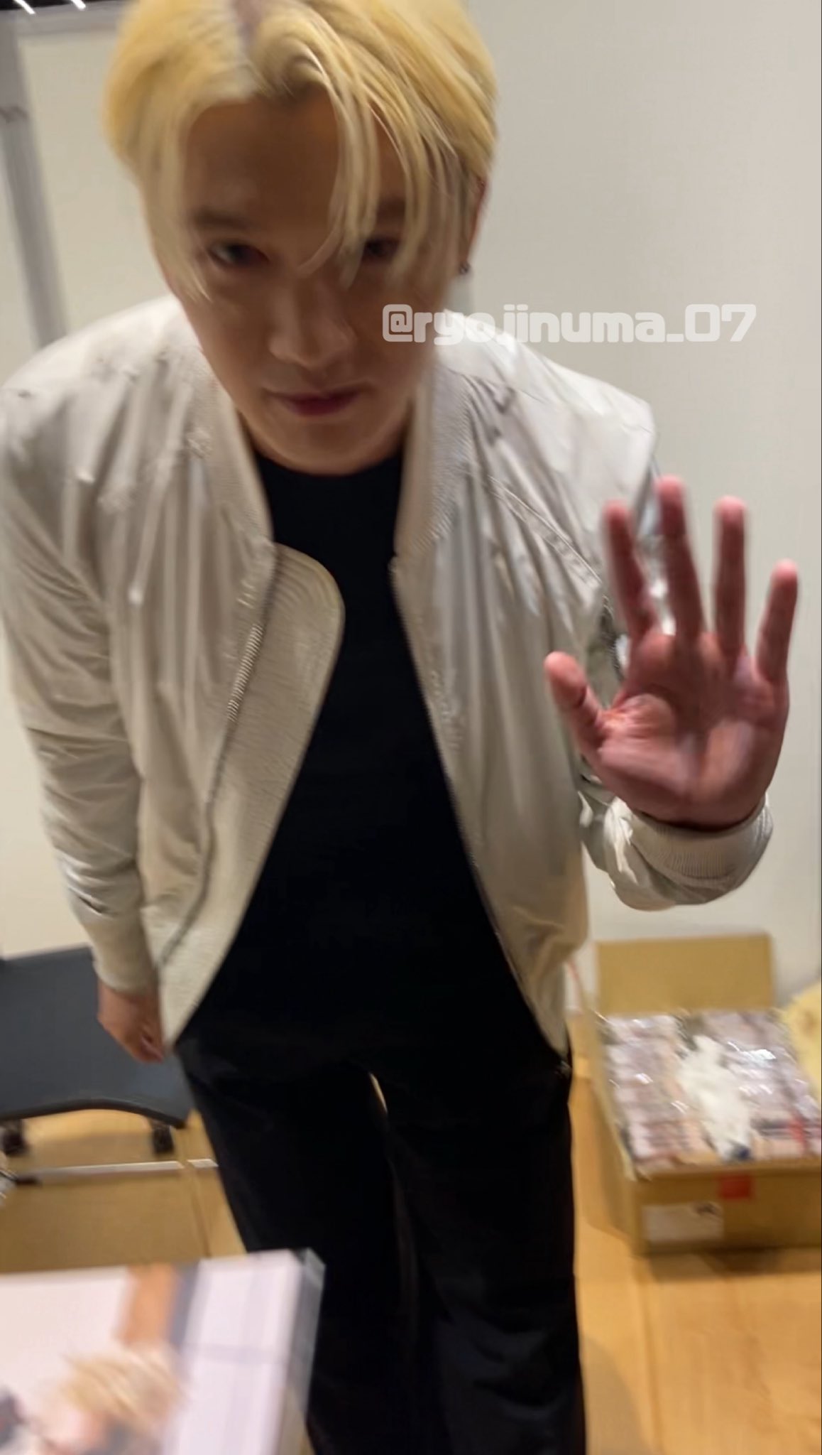 WOLFHOWLHARMONY RYOJI 杉山亮司 タイ限定フォトカ WOLFHOWLHARMONY RYOJI 杉山亮司 タイ限定フォトカ - メルカリ