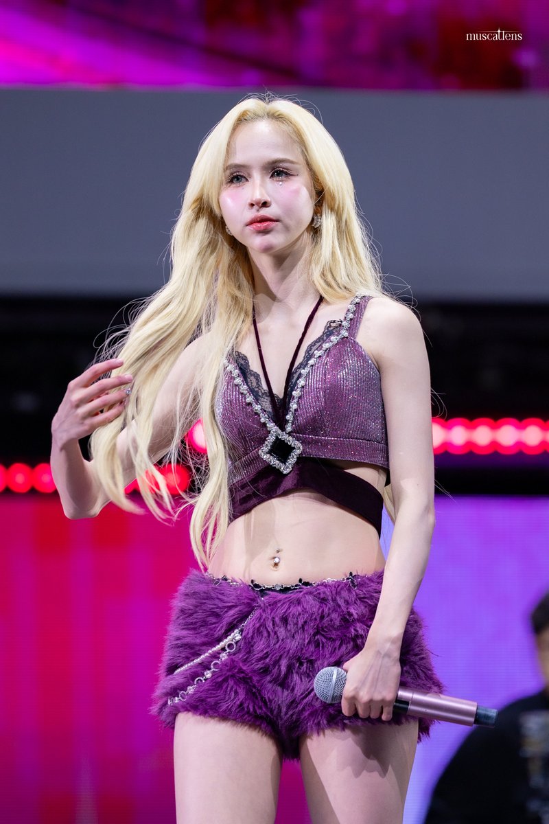 muscatlens's tweet image. 🥀🌹🤏🏻

#Hannah4EVE
#PEPSIpresentsNOWFEST
#NOWFESTx4EVE